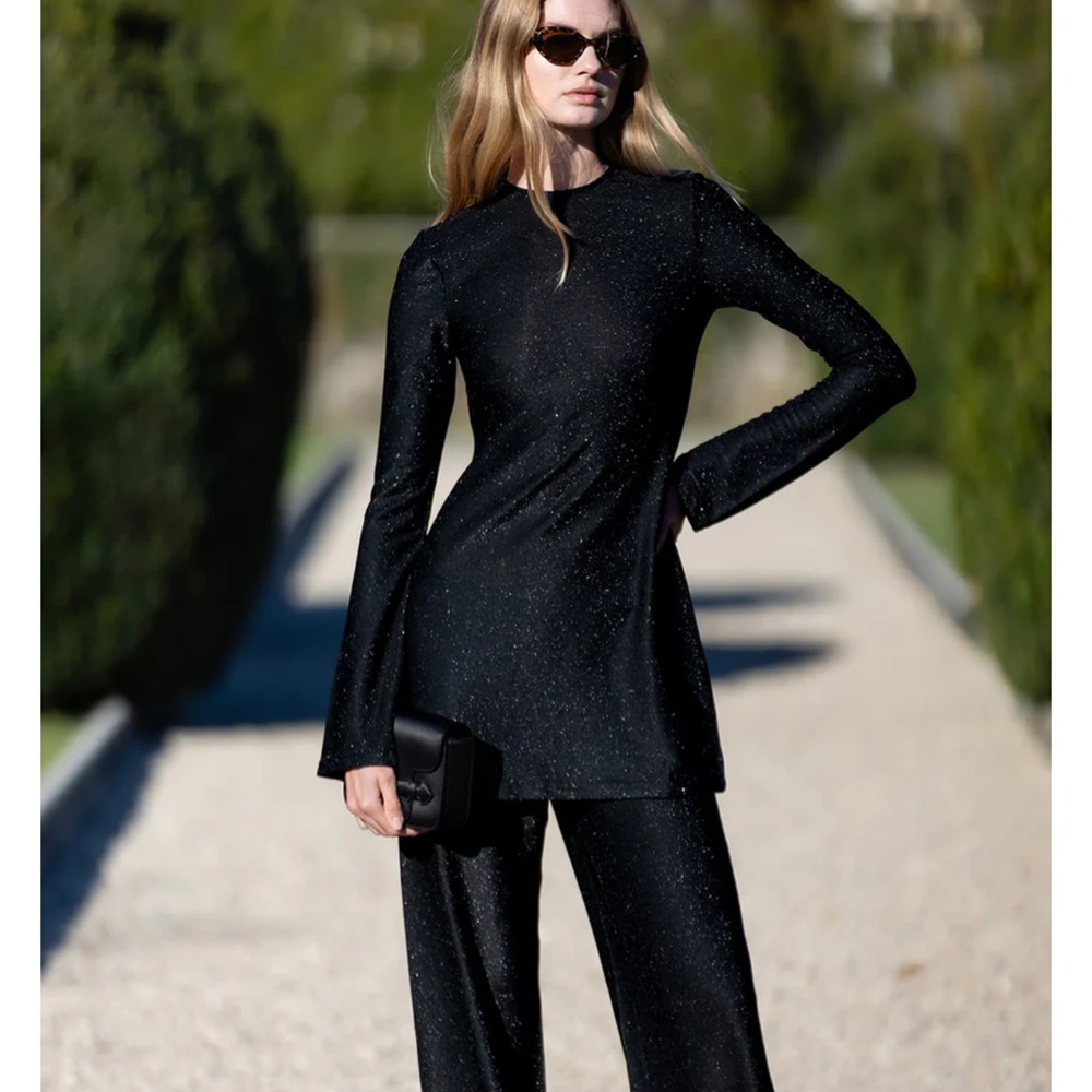 Julia Amory Black Metallic Set